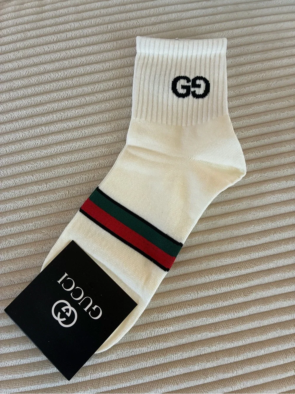 Gucci Cream Crew Socks with Black GG Logo and Green-Red Stripe